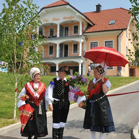 アパート Silva Marija